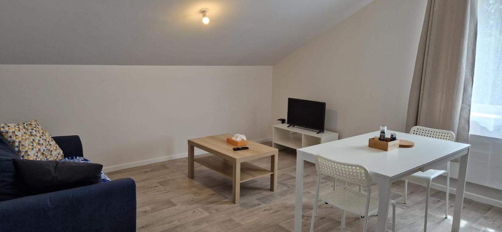 Appartement Au Pied De La Basilique à Bourg-en-Bresse Extérieur photo